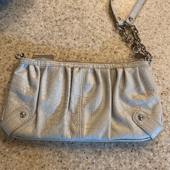 Wristlet